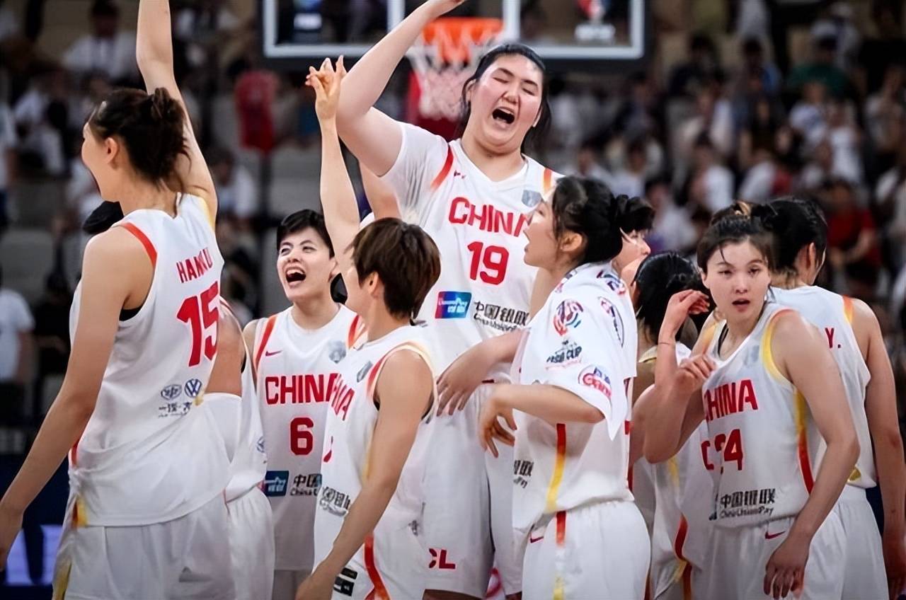 湖北女篮士气高昂，全队备战下一场对决
