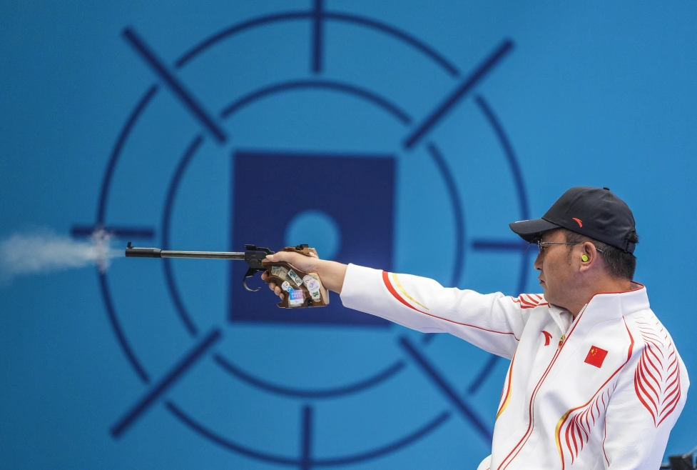 德国选手在射击比赛中发挥出色