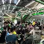 彼得堡联主场氛围火热，球迷齐心为球队呐喊的简单介绍