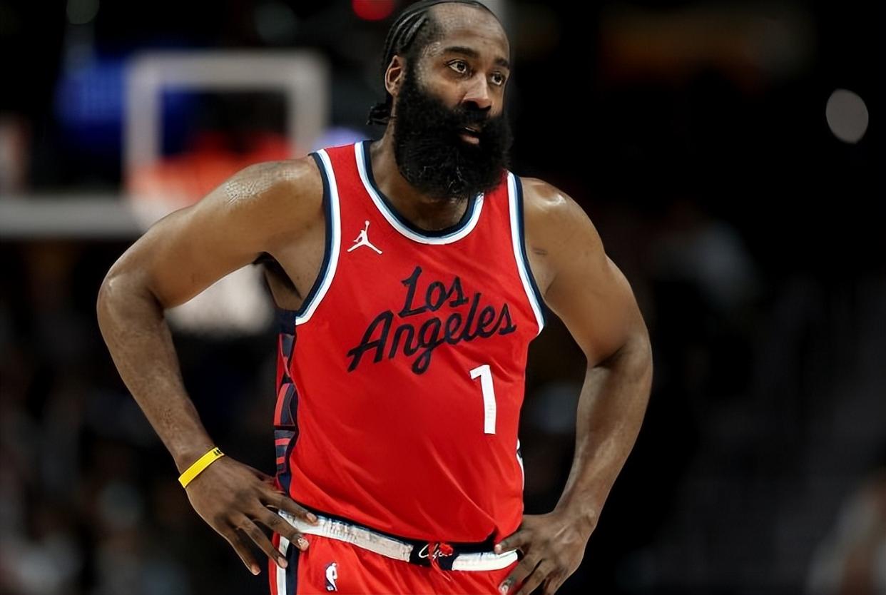 爵士队冲击总冠军，球员士气高涨备战