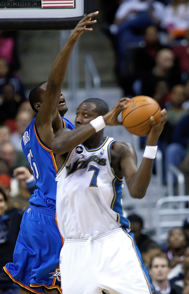 非洲篮球选手在赛事中大放异彩