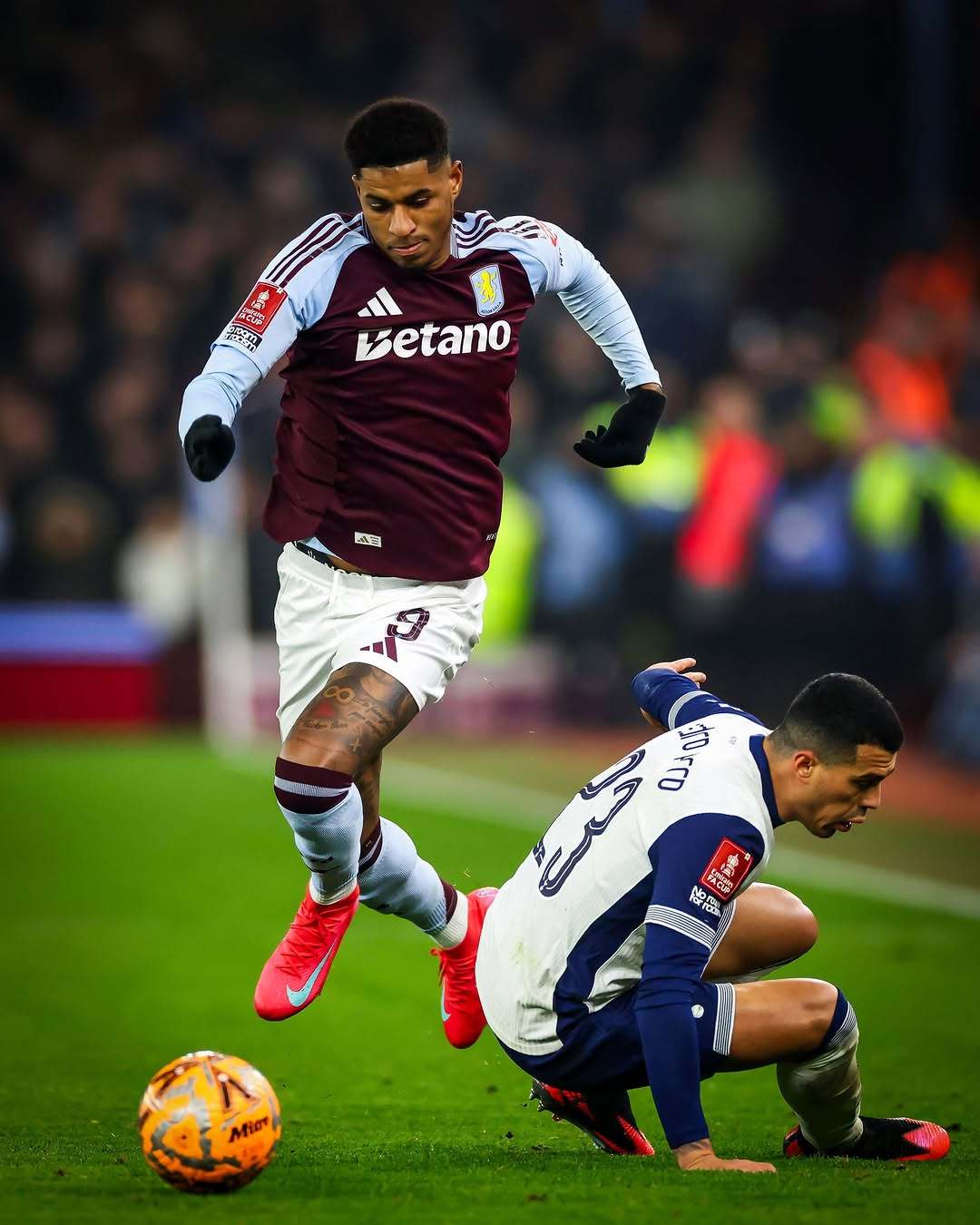 关于马德里竞技鏖战里昂，拉什福德状态火热的信息